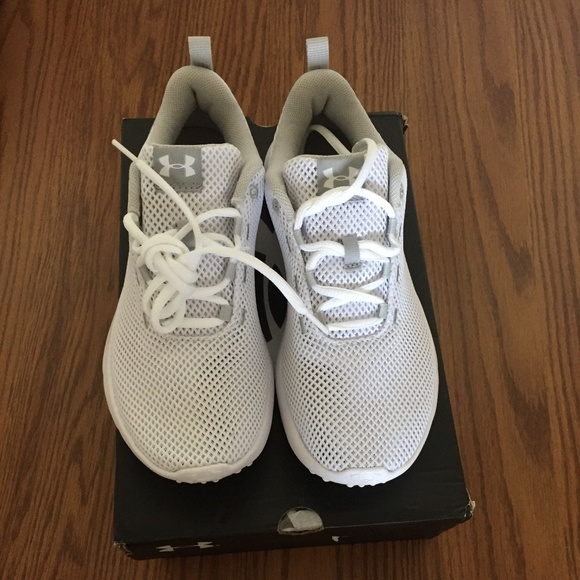 Under Armour sneakers - Picture 1 of 6